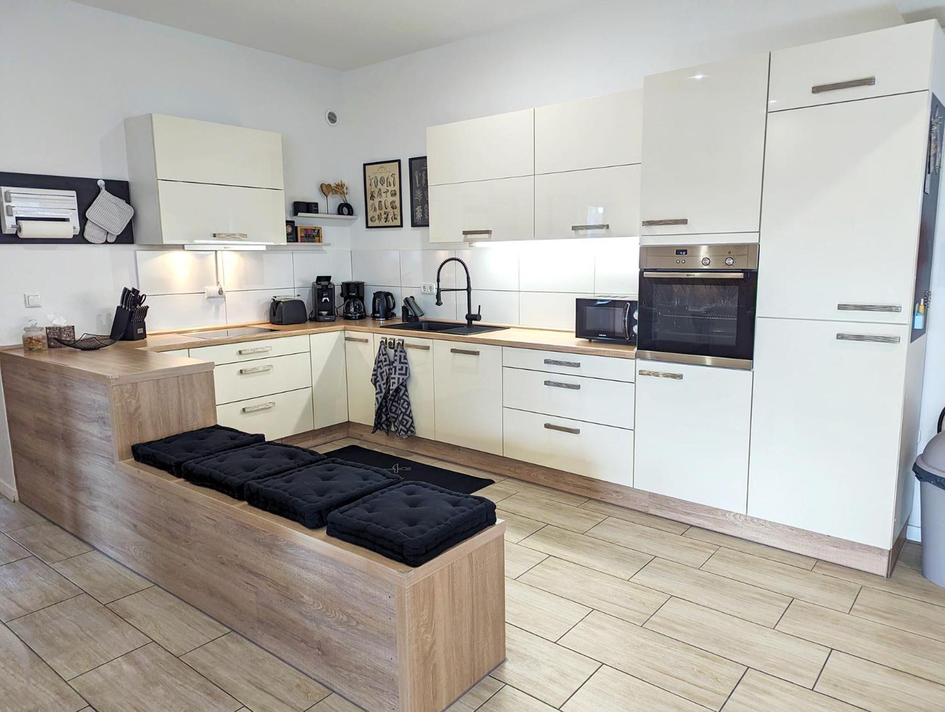 Appartement Bestime - 5 Schlafzimmer, Wohnzimmer, Kueche, Waschtrockner, Terrasse, Smart-tvs, Netflix, Tischfussball Wildeshausen