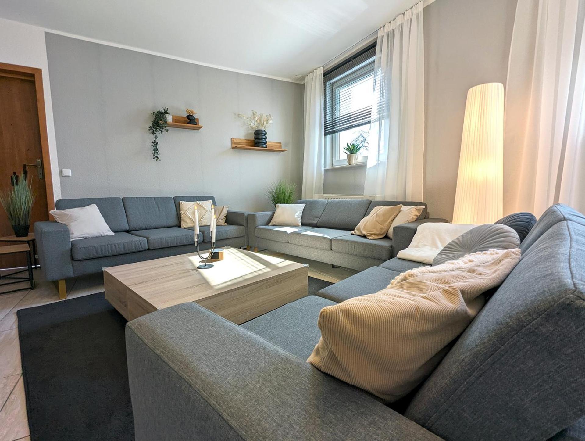 Bestime - 5 Schlafzimmer, Wohnzimmer, Kueche, Waschtrockner, Terrasse, Smart-tvs, Netflix, Tischfussball *