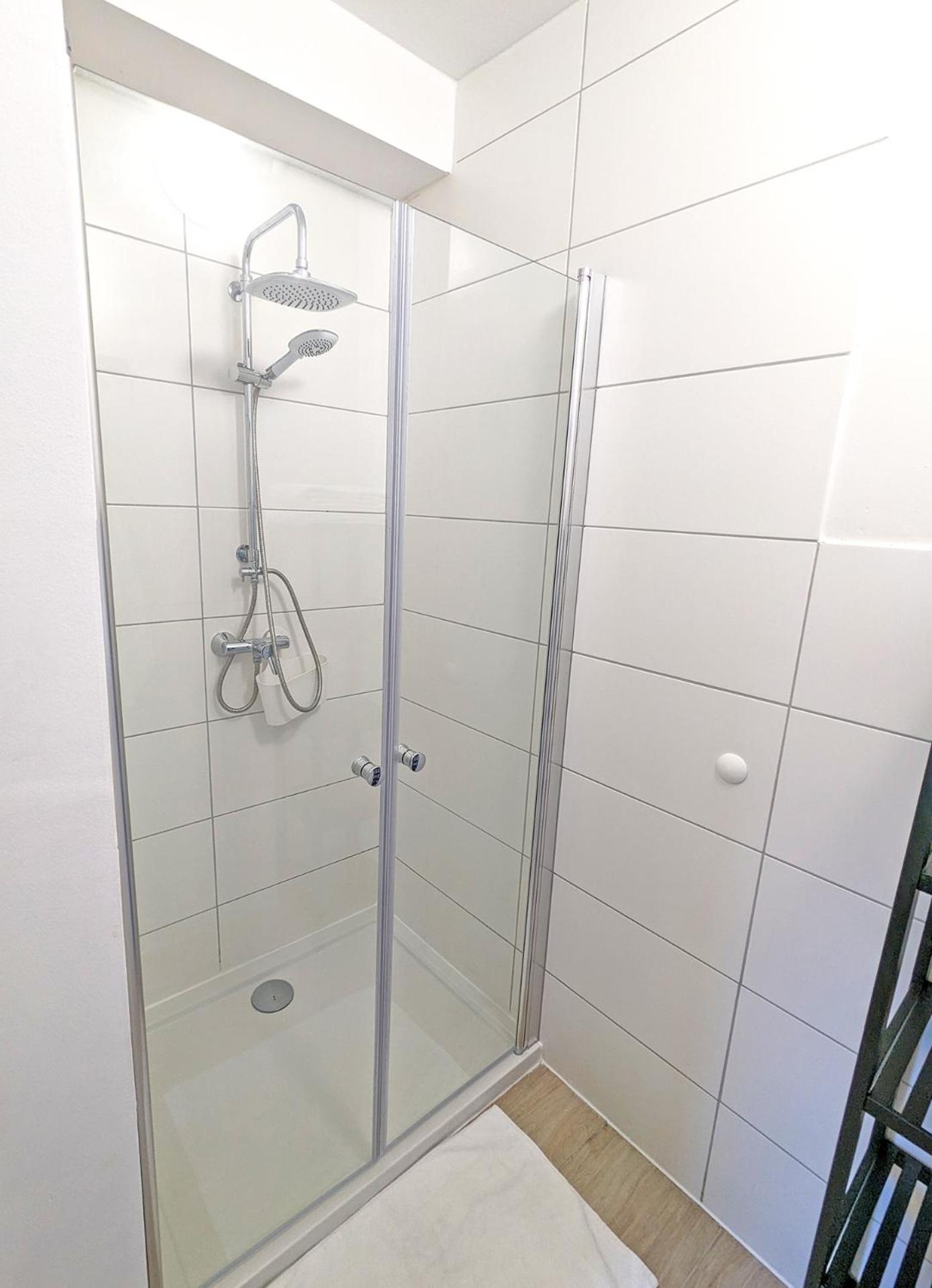 Appartement Bestime - 5 Schlafzimmer, Wohnzimmer, Kueche, Waschtrockner, Terrasse, Smart-tvs, Netflix, Tischfussball Wildeshausen