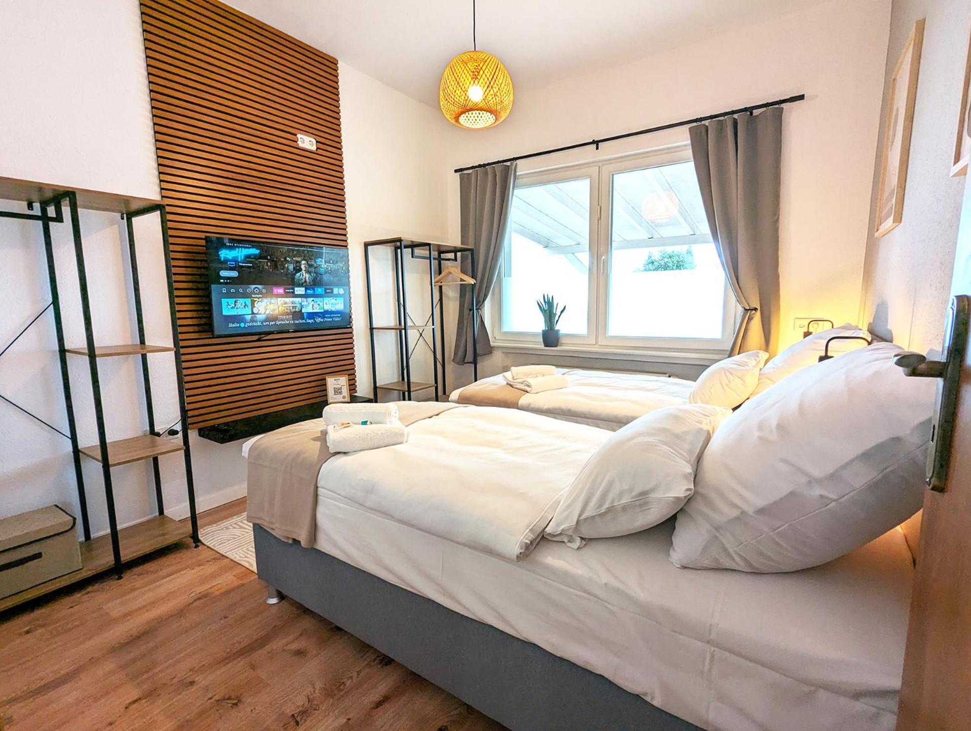 Apartment Bestime - 5 Schlafzimmer, Wohnzimmer, Kueche, Waschtrockner, Terrasse, Smart-tvs, Netflix, Tischfussball *