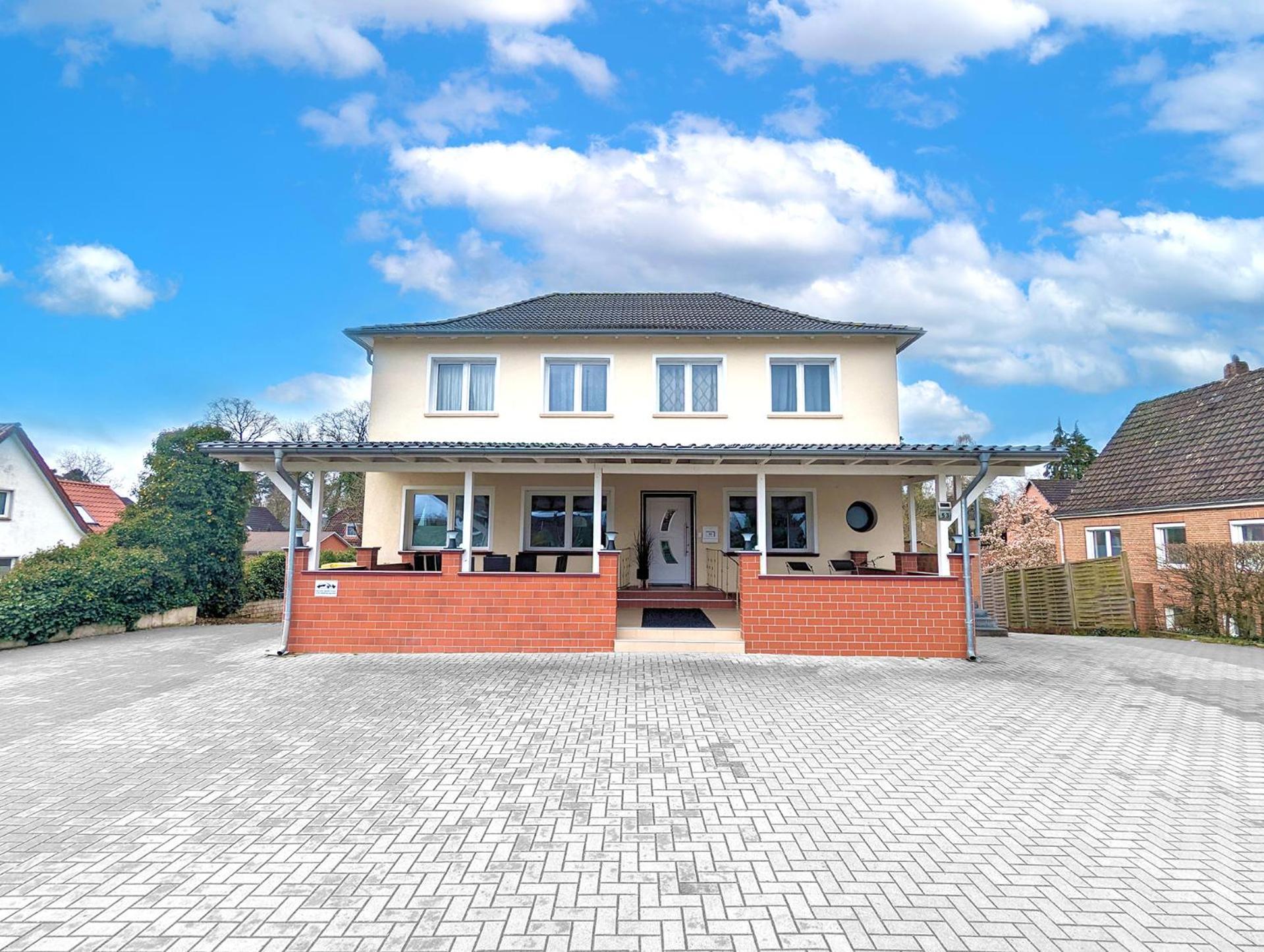 Bestime - 5 Schlafzimmer, Wohnzimmer, Kueche, Waschtrockner, Terrasse, Smart-tvs, Netflix, Tischfussball * Wildeshausen